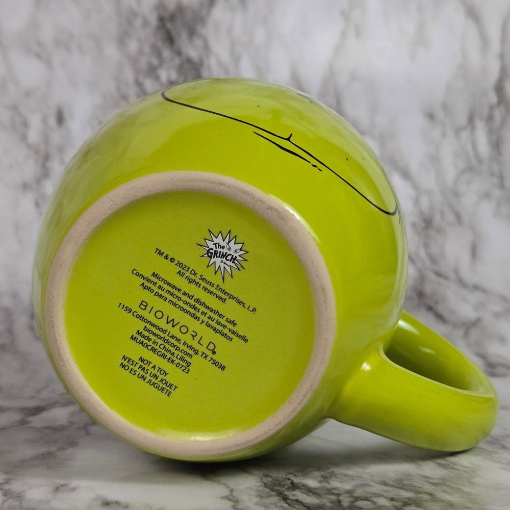 The Grinch Naughty Nice Mug Bioworld Dr Seuss Green Christmas Coffee Cup - Picture 10 of 10